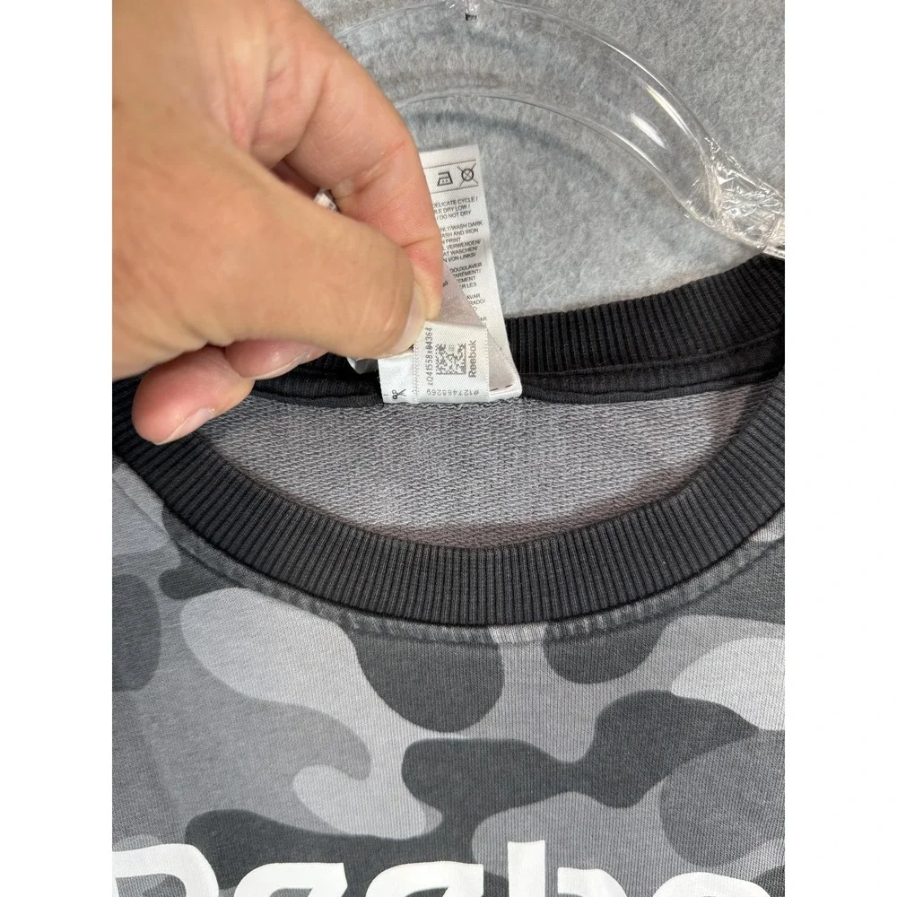 Reebok Sweatshirt Mens Large Gray Black Camo Crewneck Pullover Logo Athletic